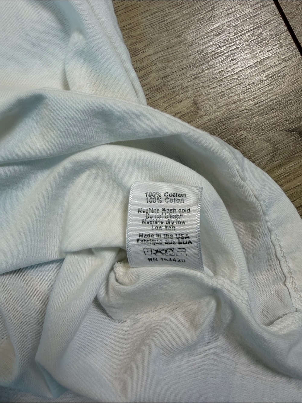 Clare V. T-Shirt - Picture 5 of 5